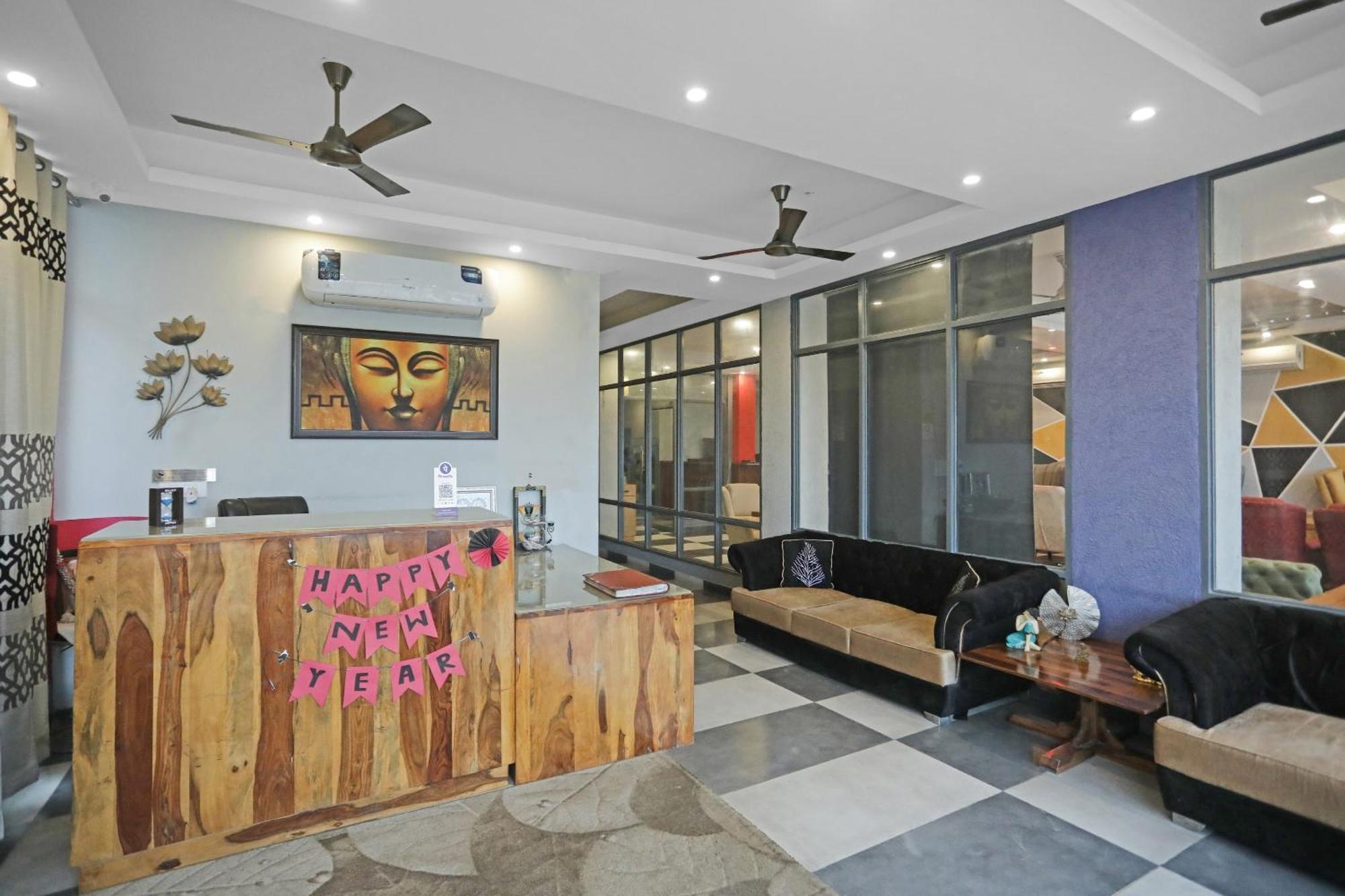 Super Hotel O Heart Beat Hotel Greater Noida Zewnętrze zdjęcie