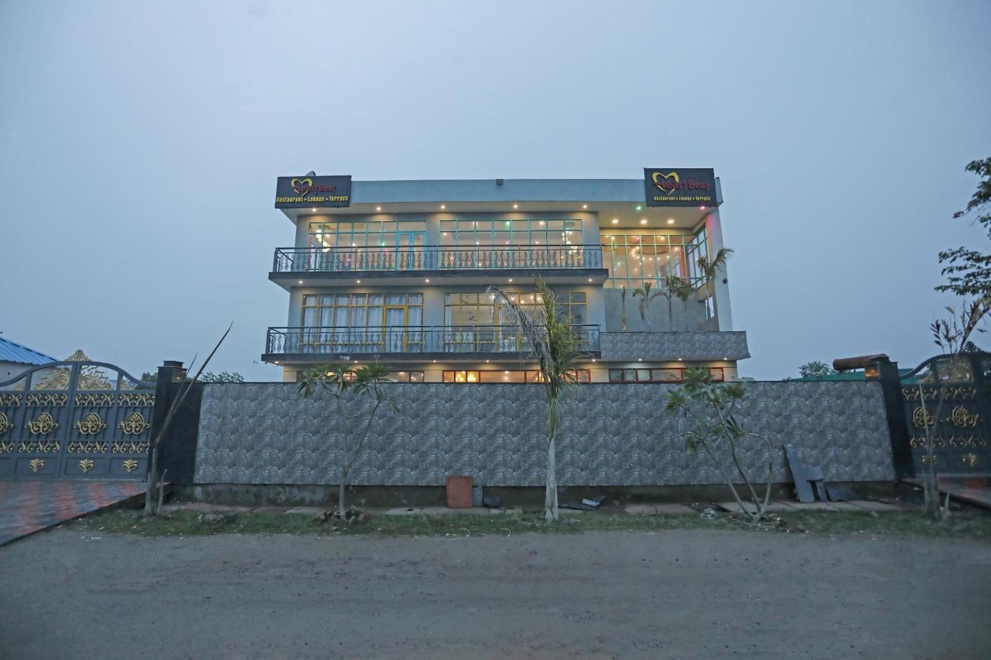 Super Hotel O Heart Beat Hotel Greater Noida Zewnętrze zdjęcie