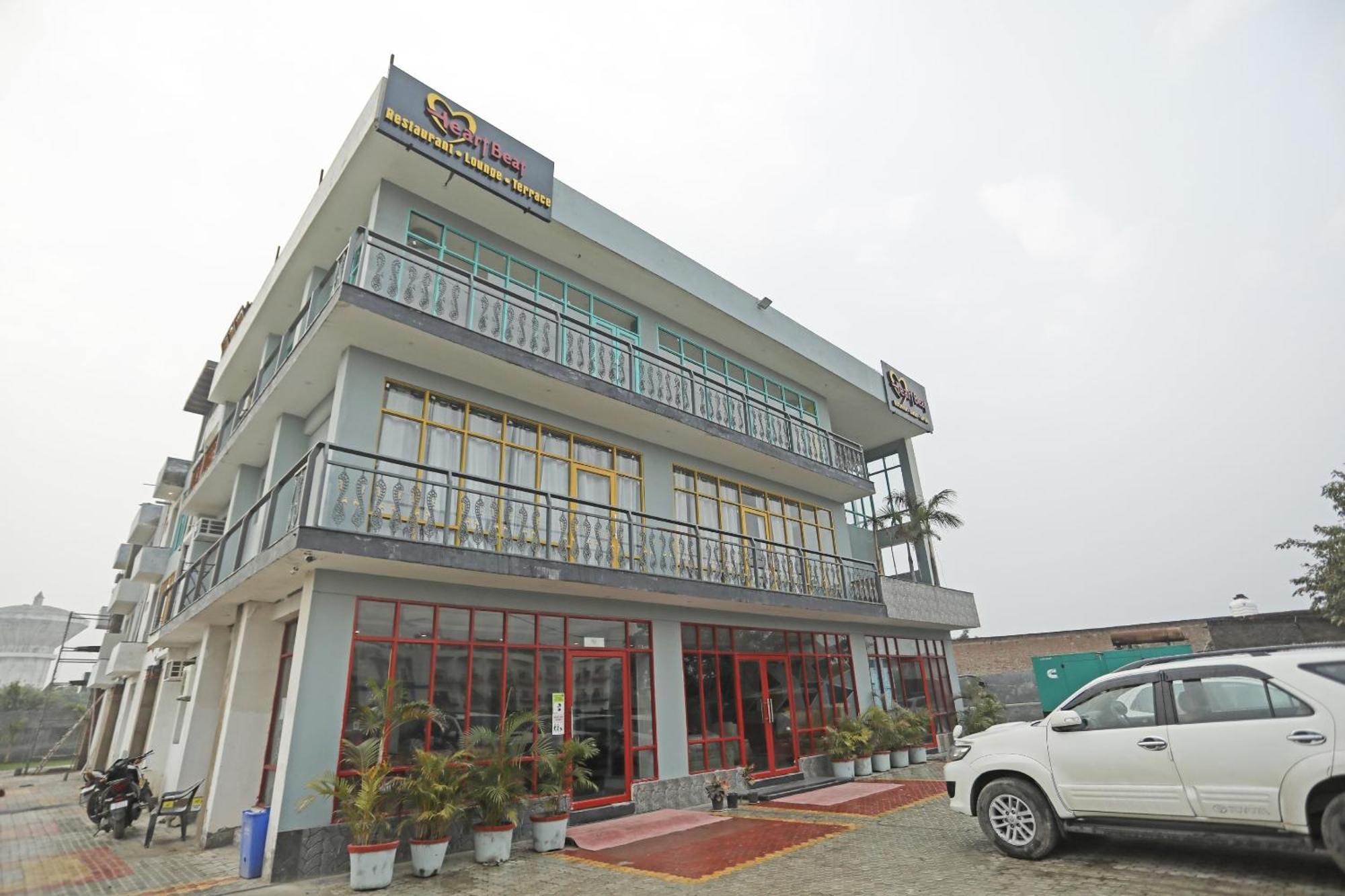Super Hotel O Heart Beat Hotel Greater Noida Zewnętrze zdjęcie